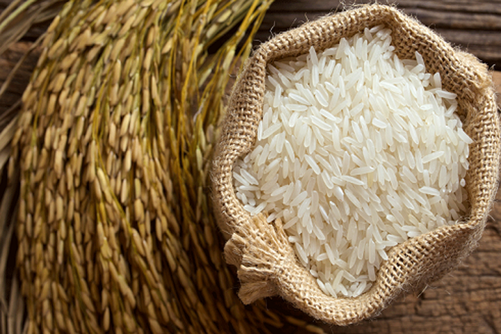 Gạo thơm dần trở thành đặc sản hút hàng chợ tết người Việt
